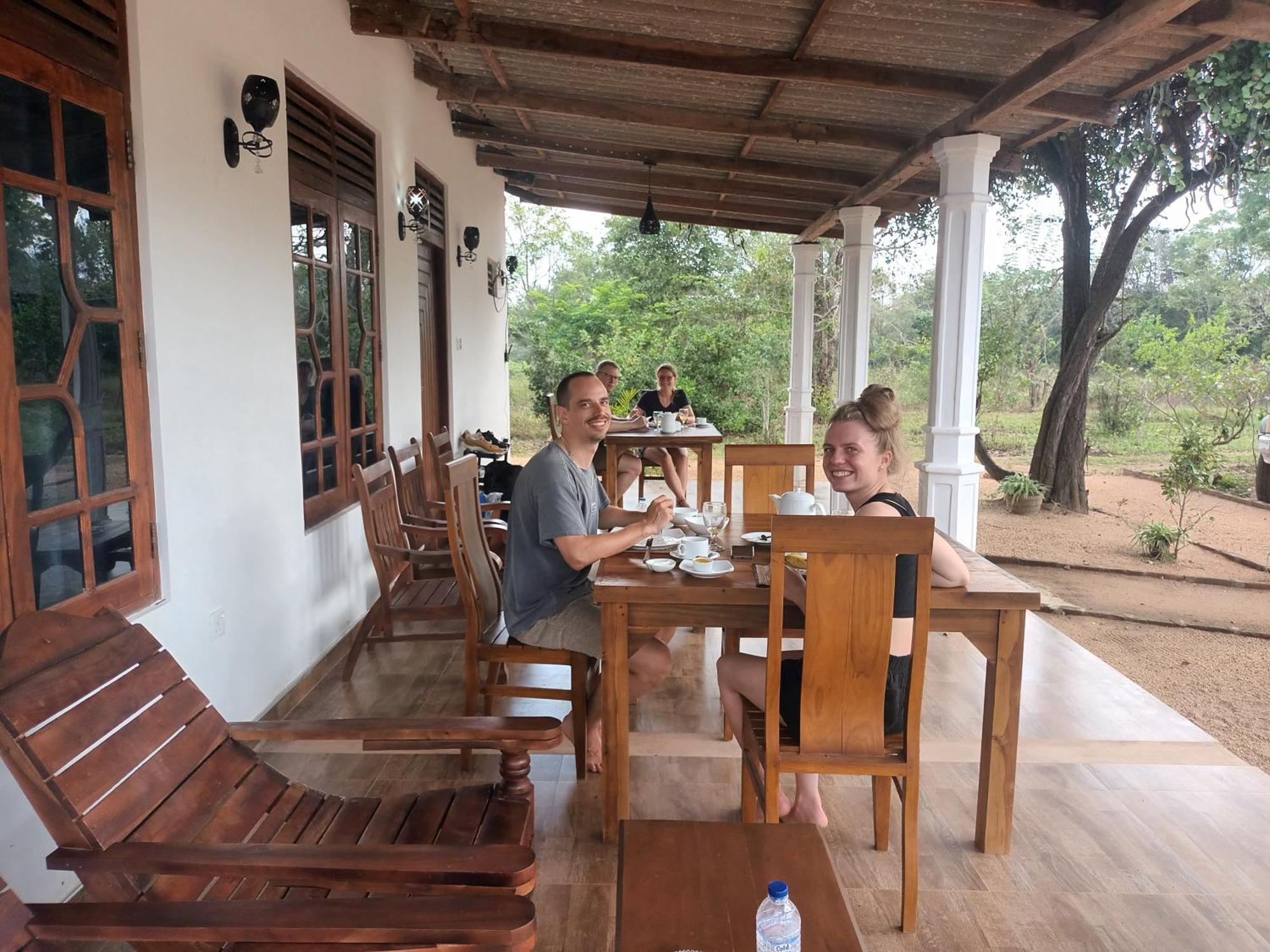 Hotel Sigiri Arana Sigiriya Esterno foto